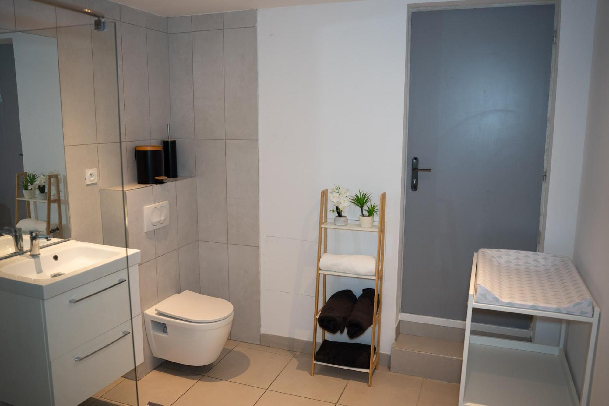 Ferienwohnung Le Bathalzar Villeneuve-d’Ascq Exterior foto